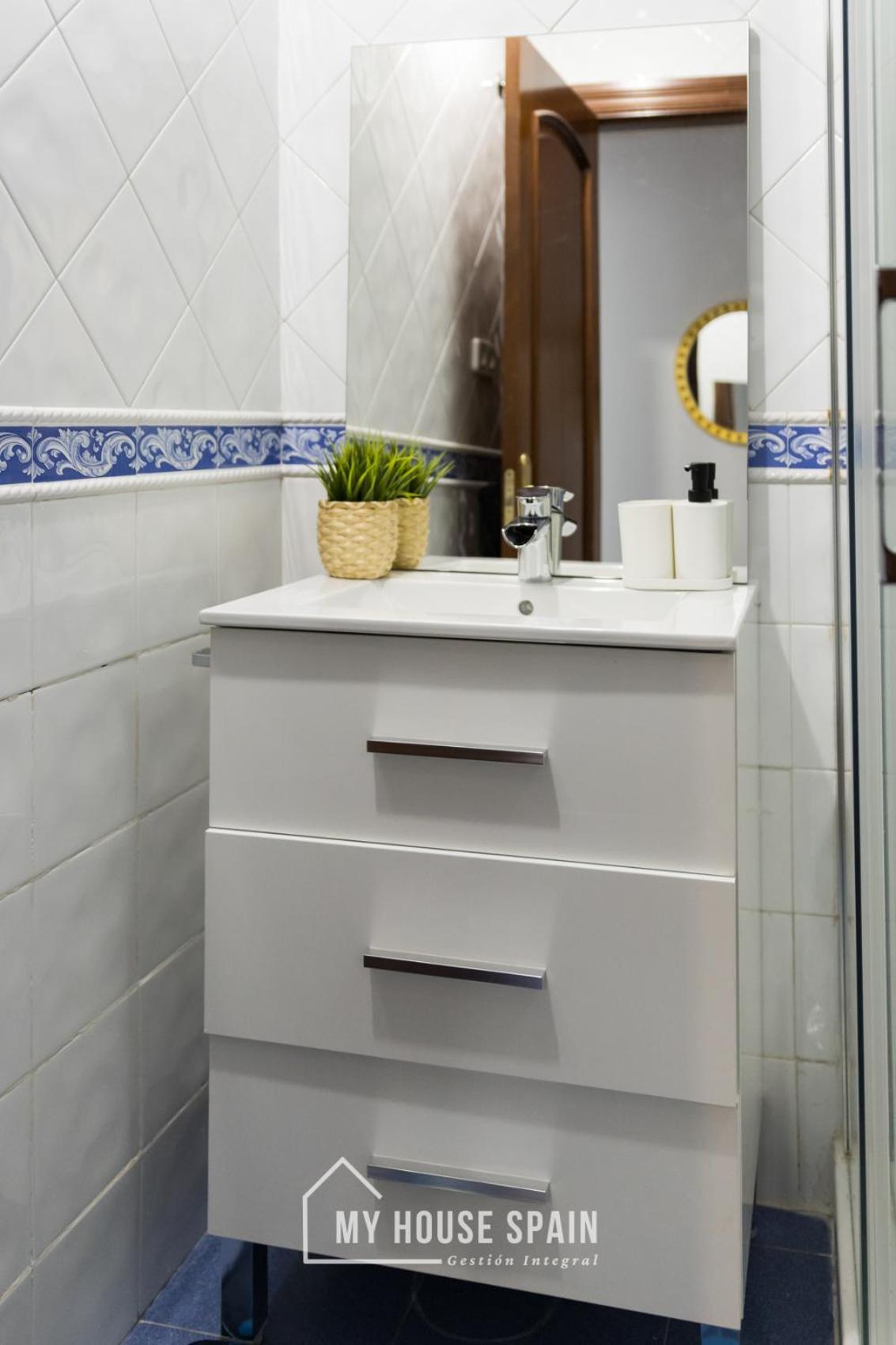 Myhousespain - Playa De Poniente, Con Vistas Al Mar Y Parking Gratuito Gijon Luaran gambar