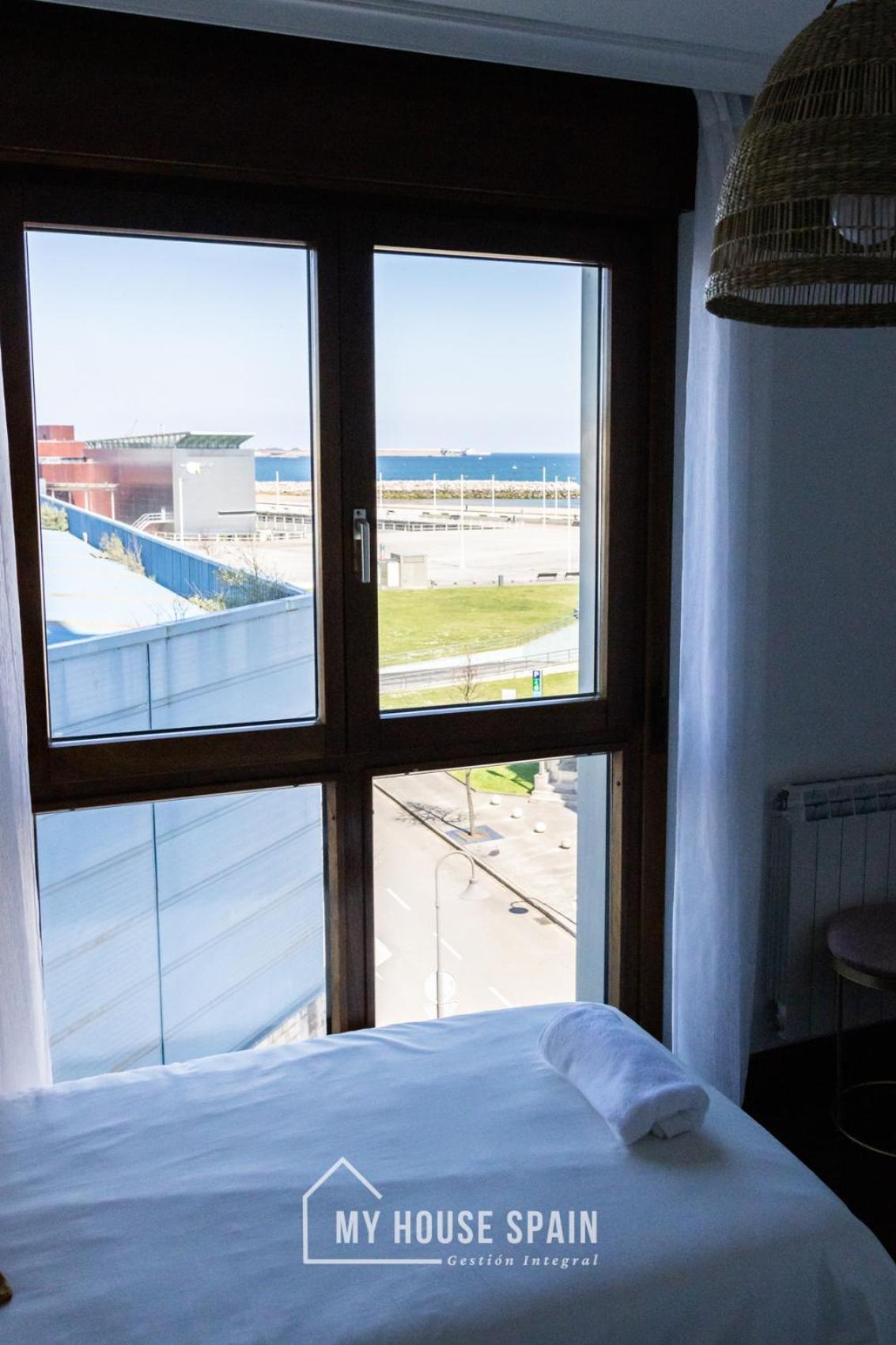 Myhousespain - Playa De Poniente, Con Vistas Al Mar Y Parking Gratuito Gijon Luaran gambar